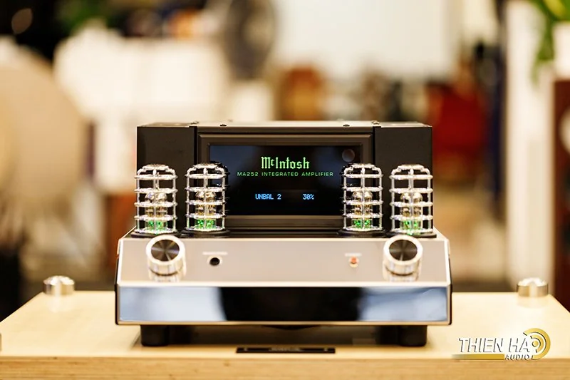 Ampli Mcintosh MA252 - Ảnh 4