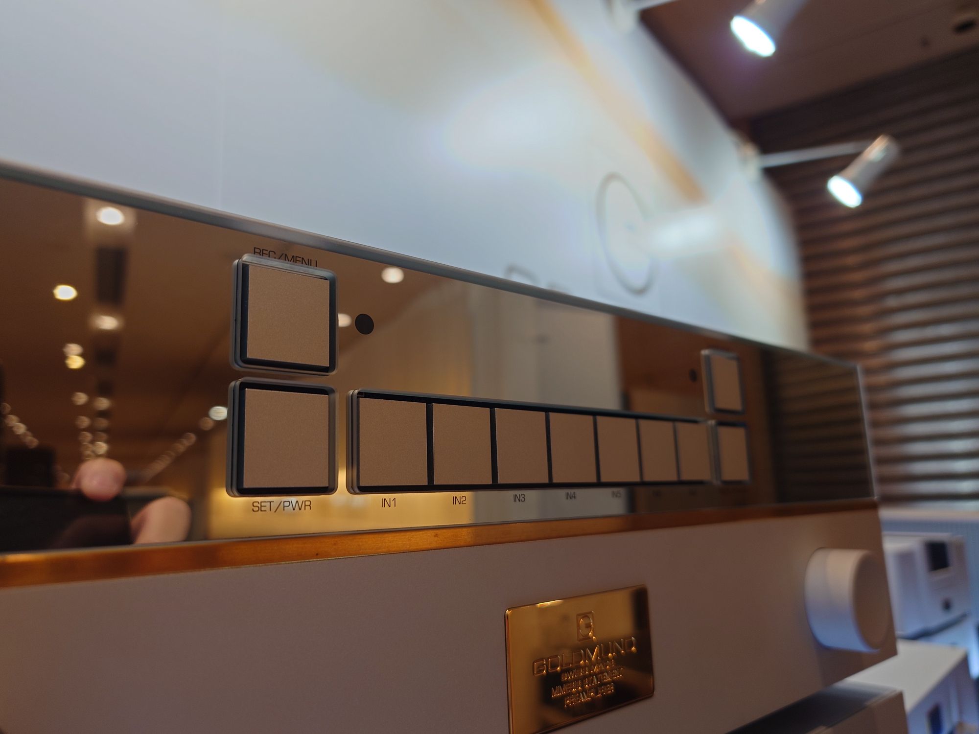 Preamplifier Goldmund Mimesis Statement (Liên hệ) - Ảnh 3
