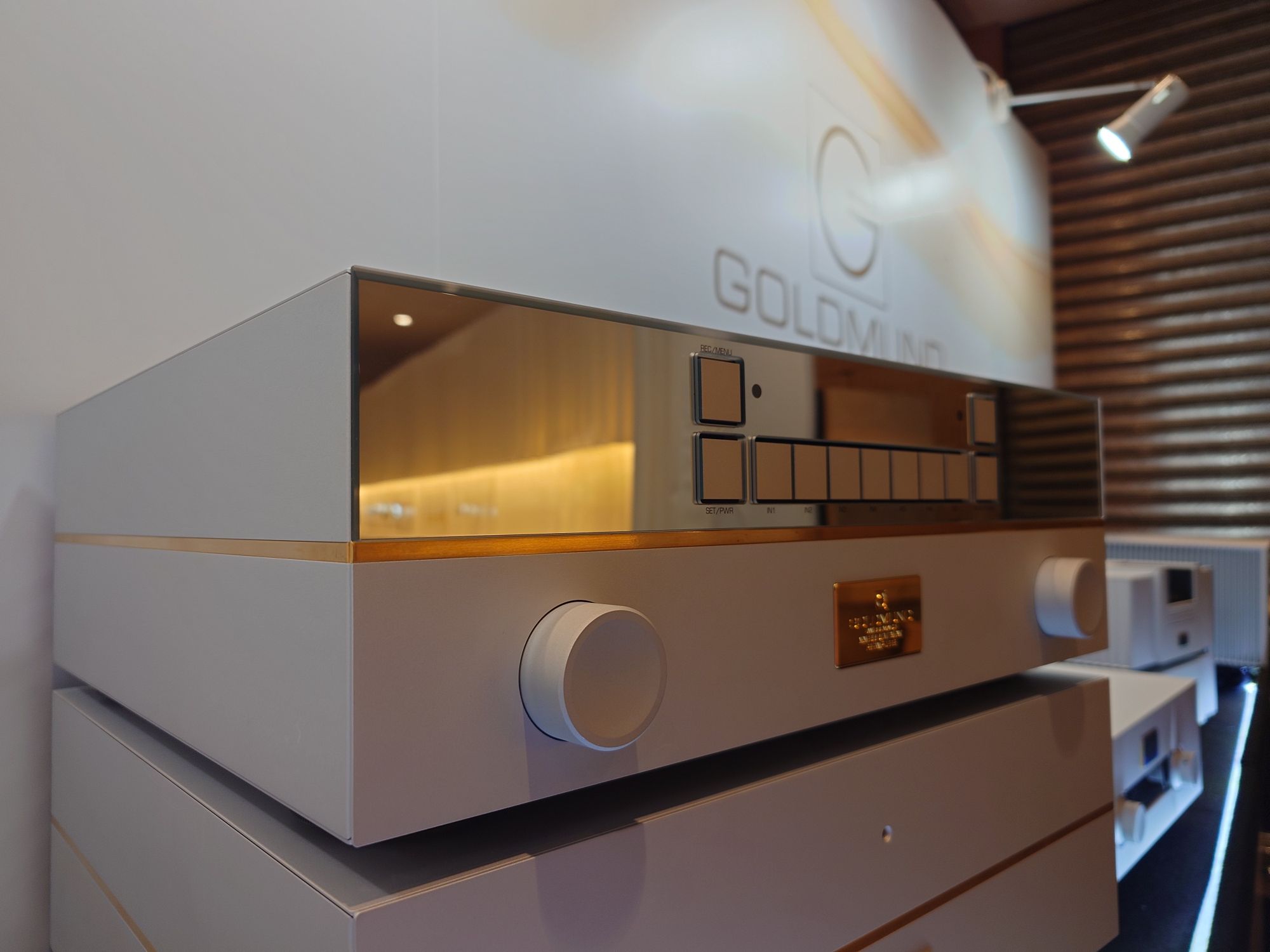 Preamplifier Goldmund Mimesis Statement (Liên hệ) - Ảnh 4
