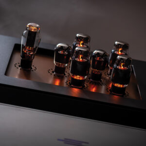Power Amplifier Lampizator KT88 Monoblocks (Liên hệ)