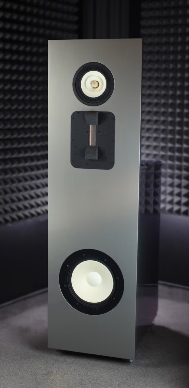 Loa LampizatOr P32 (Liên hệ) - Ảnh 2