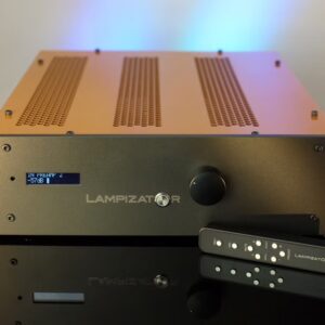 LampizatOr REFERENCE PREAMPLIFIER (Liên hệ)