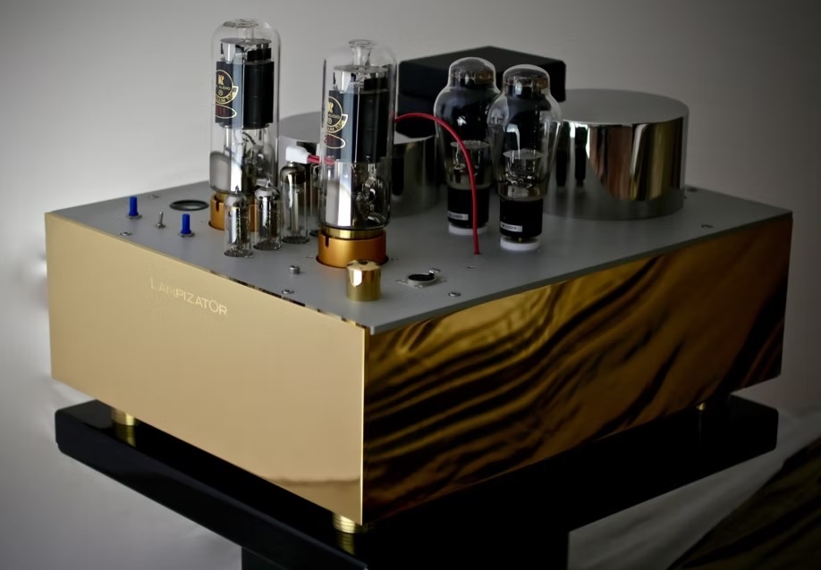 Power Amplifier LampizatOr 211 BALANCED PACIFIC MONOBLOCK (Liên hệ)