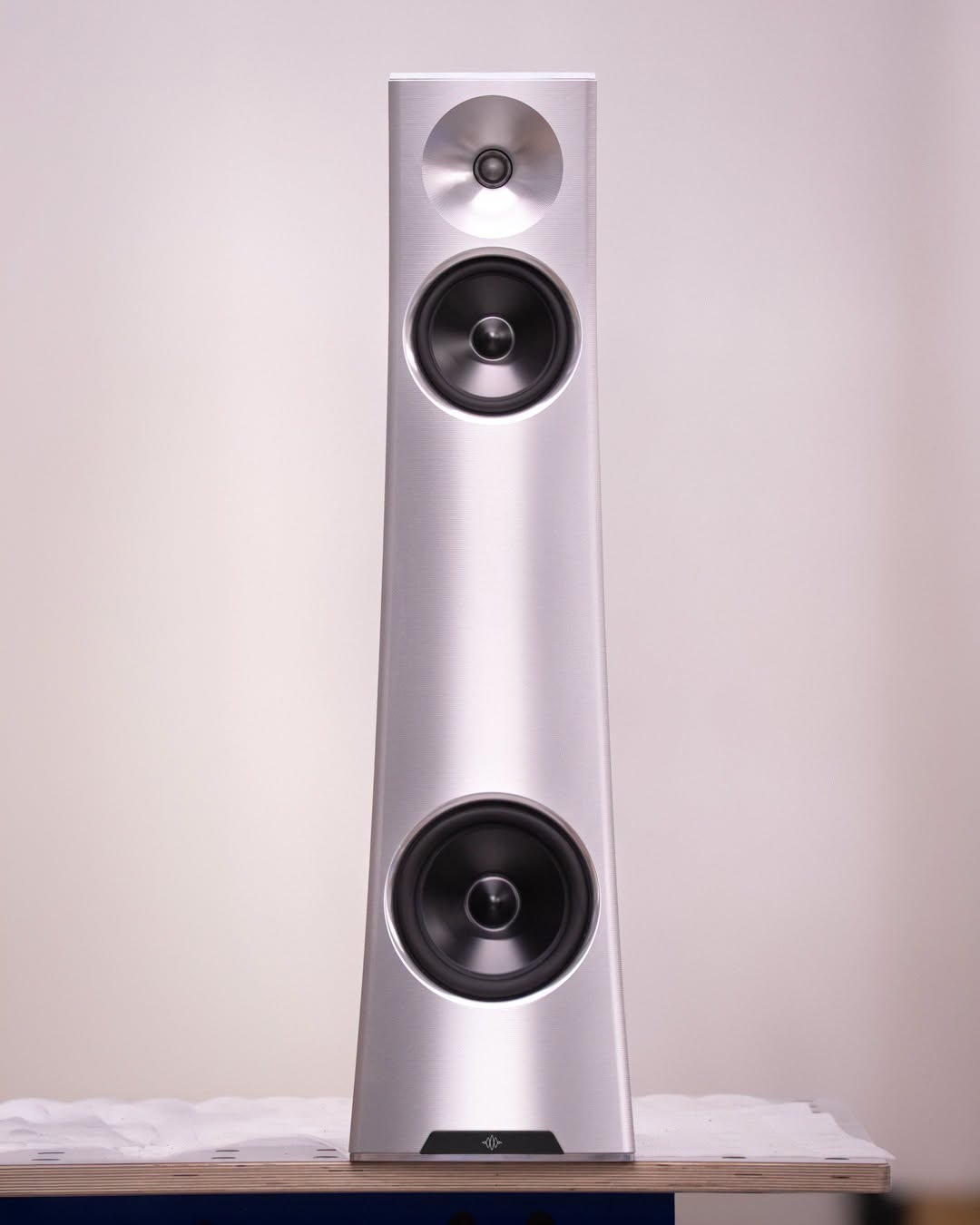 Loa YG Acoustics Vesper 3 (Liên hệ) - Ảnh 3